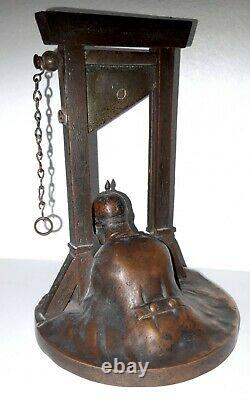 Sculpture En Bronze Soldat Allemand Casque A Pointe Guillotine Trench Art Ww1