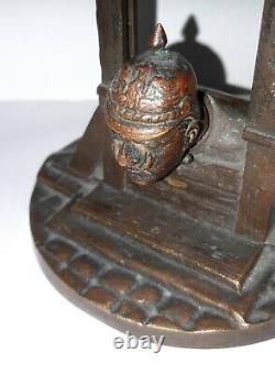 Sculpture En Bronze Soldat Allemand Casque A Pointe Guillotine Trench Art Ww1
