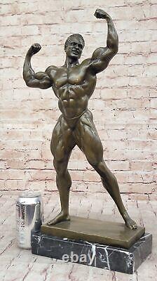 Sculpture Figurine De Bodybuilder Musclé En Bronze D'Art Occidental Décor BR NR