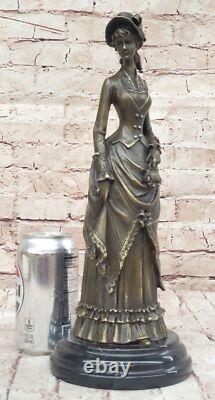 Sculpture Figurine Femme Bronze Art Déco Originale Signée Vitaleh 1920 À Vendre