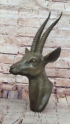 Sculpture Murale En Bronze Trophée Tête De Gazelle Art Déco Originale