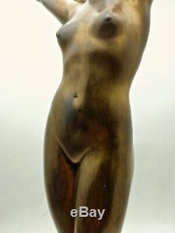 Sculpture Nu féminin en Bronze signé époque Art Nouveau 1900