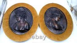 Sculpture Paire de visages féminins en bronze repoussé Art Nouveau