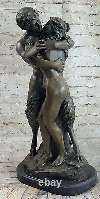 Sculpture Statue En Bronze Signée Antique Style Fille avec Un Faune 900' Art