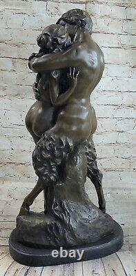 Sculpture Statue En Bronze Signée Antique Style Fille avec Un Faune 900' Art