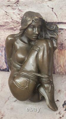 Sculpture Statue Figurine Femme Nue Bronze Art Déco Érotique Bondage À Vendre