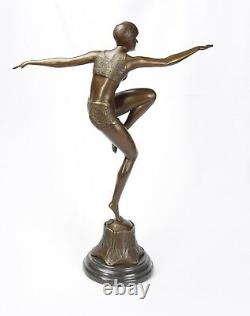 Sculpture en Bronze une Danseuse avec Brio Bronze Art Déco Sculpture