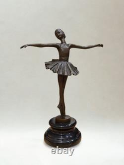 Sculpture en bronze Art Déco Danseuse ballerine Signée Milo Cachet bronze
