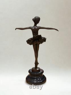 Sculpture en bronze Art Déco Danseuse ballerine Signée Milo Cachet bronze