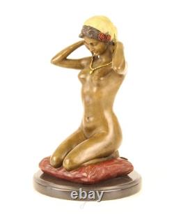 Sculpture en bronze Art Nouveau Femme nue avec collier d'après Paul Ponsard