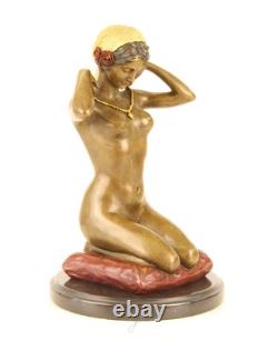 Sculpture en bronze Art Nouveau Femme nue avec collier d'après Paul Ponsard