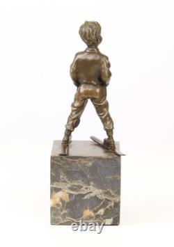 Sculpture en bronze Art déco un garçon avec des skis d'après Ferdinand Preiss