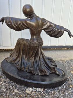 Sculpture en bronze Danseuse orientale signée Elis Art Déco