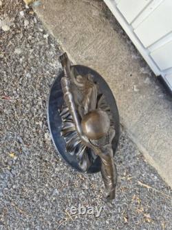 Sculpture en bronze Danseuse orientale signée Elis Art Déco