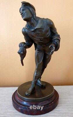 Sculpture en bronze Louis Alfred Barye Personnage de la Commedia dell' Arte fils