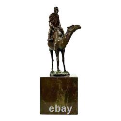 Sculpture en bronze véritable chameau cavalier sur socle en marbre art décora