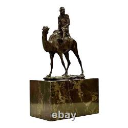 Sculpture en bronze véritable chameau cavalier sur socle en marbre art décora