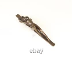 Sculpture érotique en bronze Art Déco d'une femme nue d'après J. Patoua