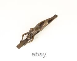 Sculpture érotique en bronze Art Déco d'une femme nue d'après J. Patoua
