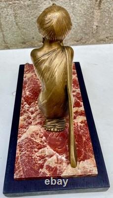 Sculpture statue Art-Déco 1920 1930 en bronze femme au faisan socle en marbre