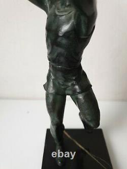 Sculpture statuette basketteur fonte d'art regule bronze art deco no le verrier