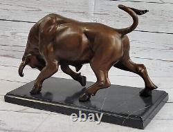 Signée Bronze Bull Statue Art Moderne Corrida Stock Marché Sculpture