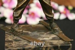 Solide Bronze Neige Ski Sculpture Sport Hiver Statue Art Décor Figurine Artwork