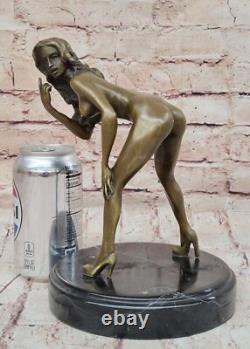 Statue En Bronze Art Déco De Fille Nue Sur Table Sculpture Sexy Ouvre D'Art NR
