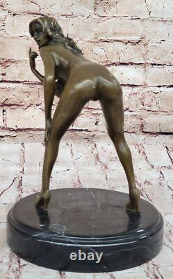 Statue En Bronze Art Déco De Fille Nue Sur Table Sculpture Sexy Ouvre D'Art NR