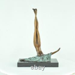 Statue Sculpture Danseuse Nue Acrobate Sexy Style Moderne Style Art Deco Bronze