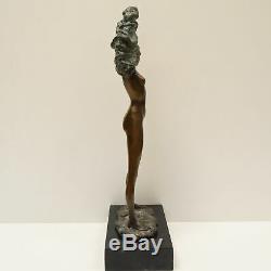 Statue Sculpture Danseuse Nue Sexy Pin-up Style Art Deco Bronze massif Signe