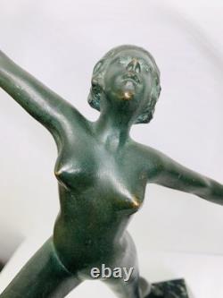 Statue Sculpture Danseuse nue Style Art Deco Art Nouveau Bronze Signée E. Urbain