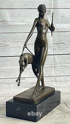 Statue Sculpture Diane Chasseresse Art Déco Style Chair Nouveau Style Bronze