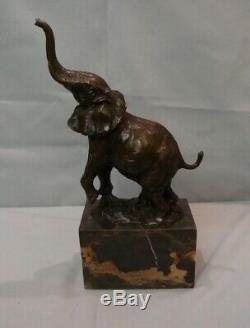 Statue Sculpture Elephant Animalier Style Art Deco Bronze massif Signe