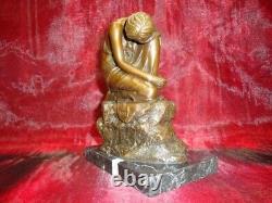 Statue Sculpture Nue Demoiselle Style Art Deco Style Art Nouveau Bronze massif