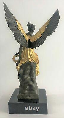 Statue Sculpture Winged Victoire Art Déco Style Art Nouveau Style Bronze Fonte