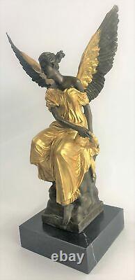 Statue Sculpture Winged Victoire Art Déco Style Art Nouveau Style Bronze Fonte