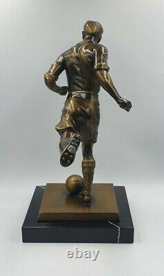 Statue sculpture footballeur Bronze regule font d art marbre