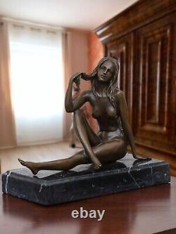 Statuette de femme nue style ancien/art déco Sculpture en bronze