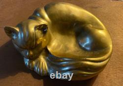 Très belle sculpture de chat endormi en bronze art déco année 40/50
