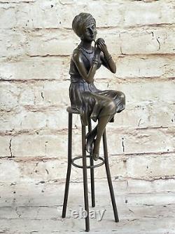 Vintage Bronze Fonte Petit Fille Assis Sur Chaise Sculpture Art Nouveau Solde