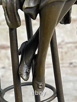 Vintage Bronze Fonte Petit Fille Assis Sur Chaise Sculpture Art Nouveau Solde