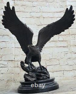 Western Art Cuivre Bronze Aigle Hawk Oiseau Figurine Sculpture Marbre Statue